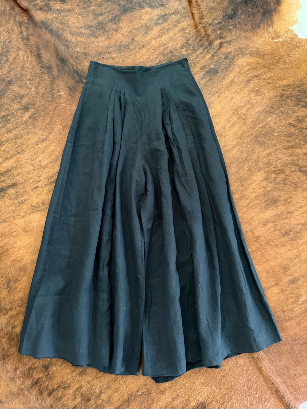 Massimo Dutti Black Wide-Leg Pleated Trousers
